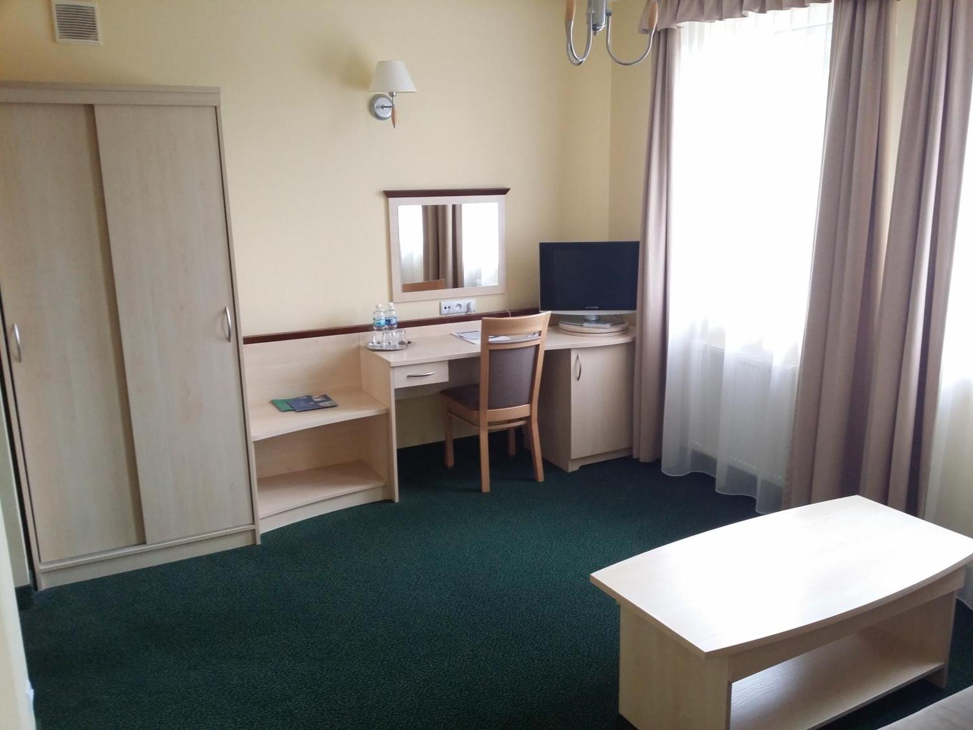 Hotel Wodnik Слок Екстер'єр фото
